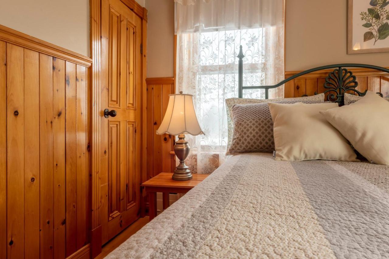 Auberge l'Intermède du lac Disraeli Extérieur photo