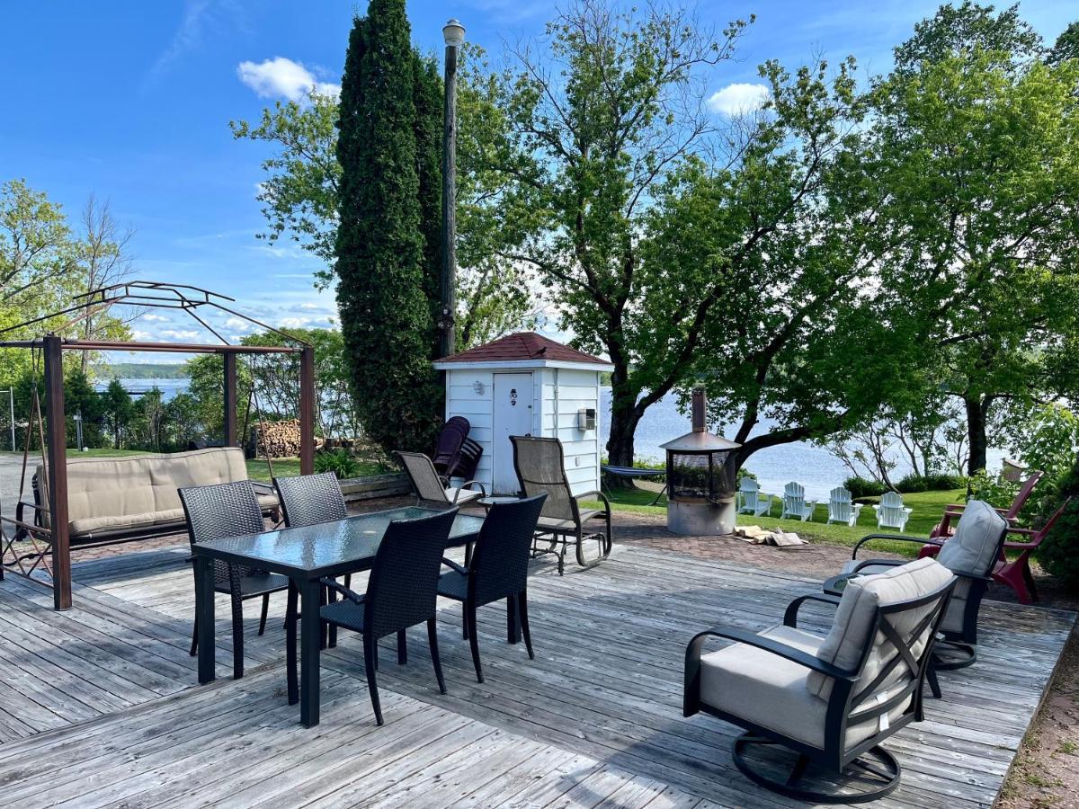 Auberge l'Intermède du lac Disraeli Extérieur photo